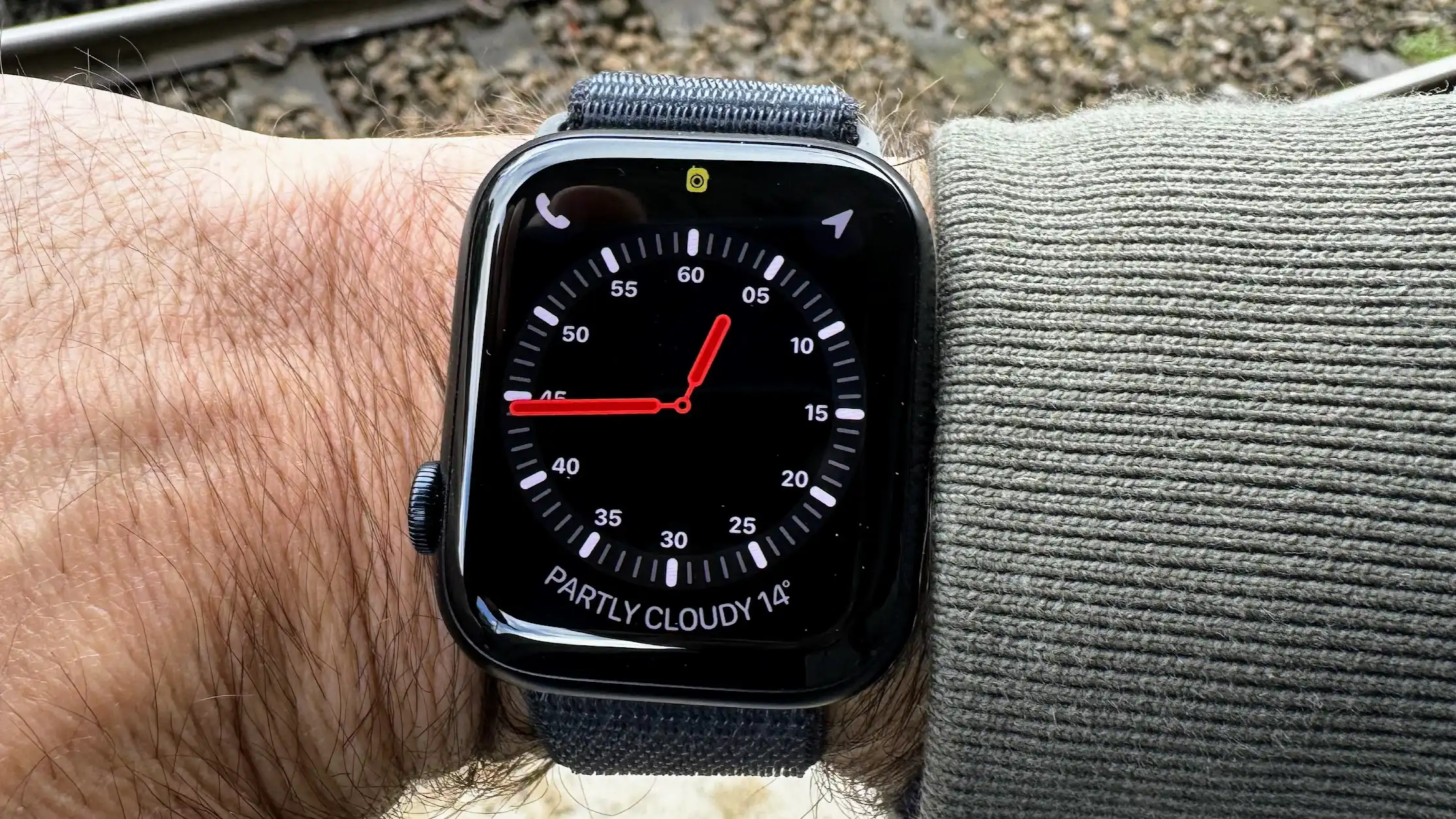 The Apple Watch Series 9 Is a Whopping $100 off Today